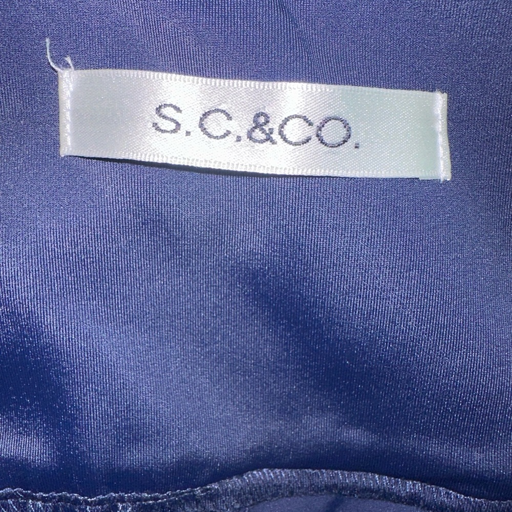 S.C.&Co. Blue Floral Pull-on Skort L Stretchy Lined Pockets Golf Tennis NWOT - Picture 5 of 6